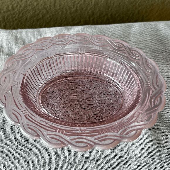 Vintage Mosser Glass Pink Opalescent Hen on Nest Dish – USA Made - Picture 4 of 6